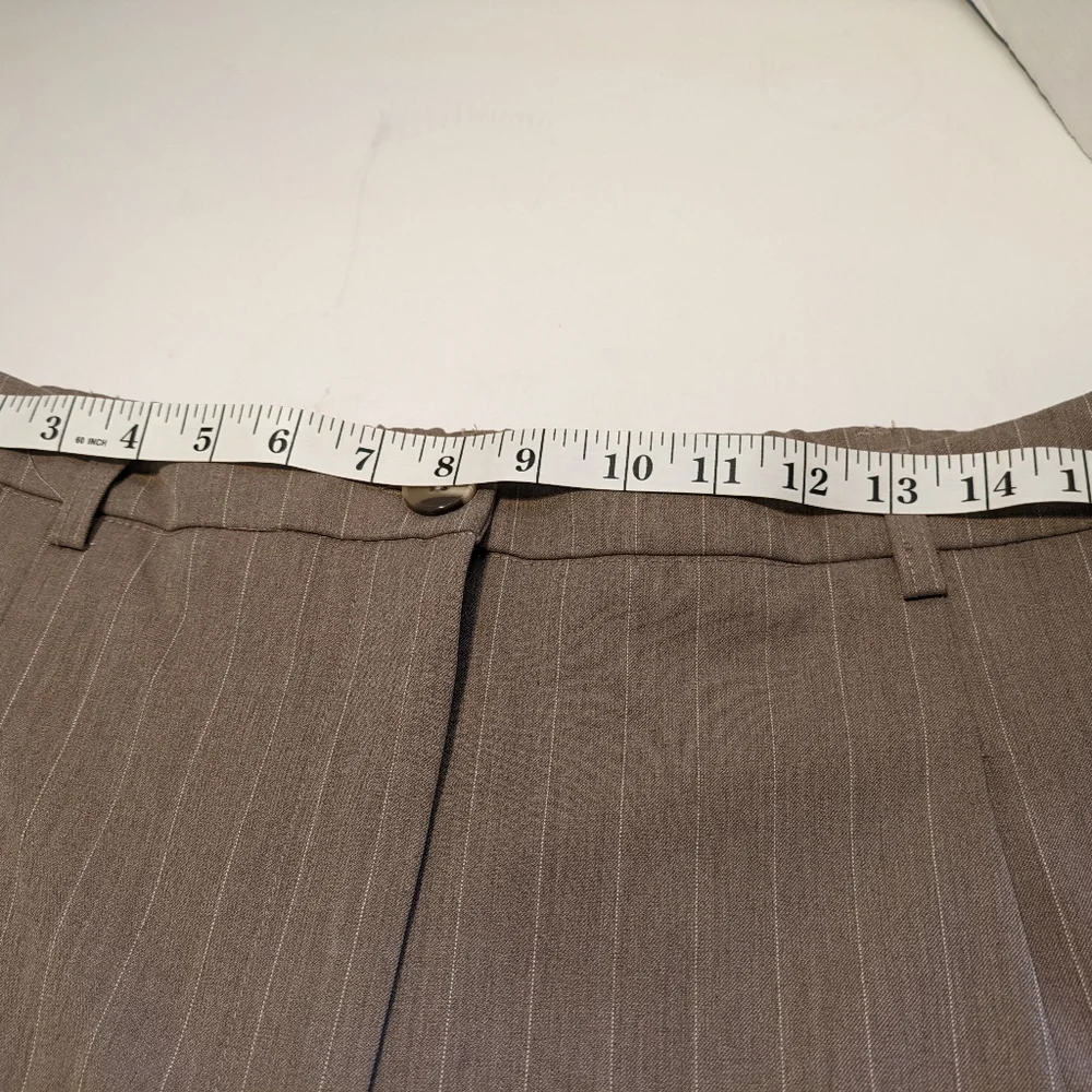 House of Harlow 1960 tan pin stripe slacks women's sz L New no tag - Picture 8 of 10